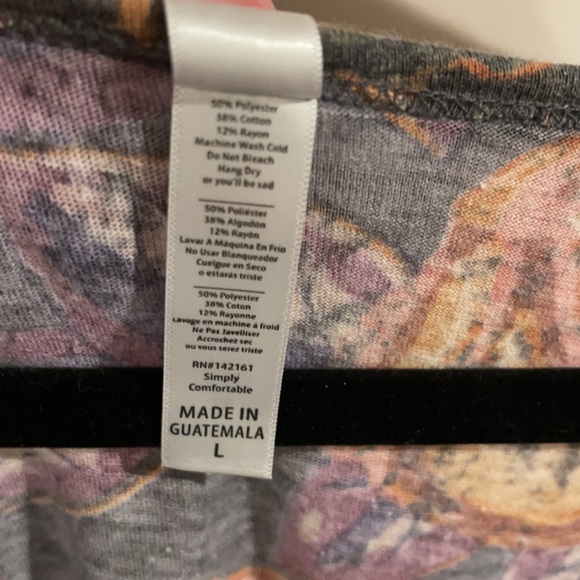 Lularoe Classic T top size large - Picture 4 of 4